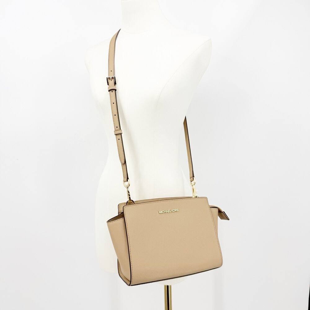 Michael Kors Selma Medium Messenger Camel Leather Crossbody Bag Minimalist Chic